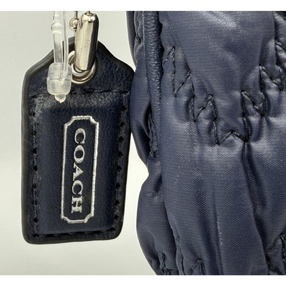 Coach Quilted Nylon Wristlet Clutch Navy Blue Silver Logo Zip Wallet Bag - Picture 7 of 10